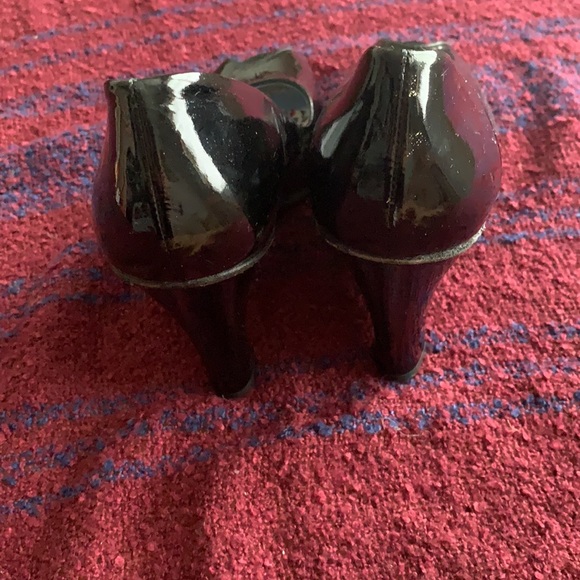 Peep toe wedges in good condition size 8 1/2 N - Picture 5 of 7